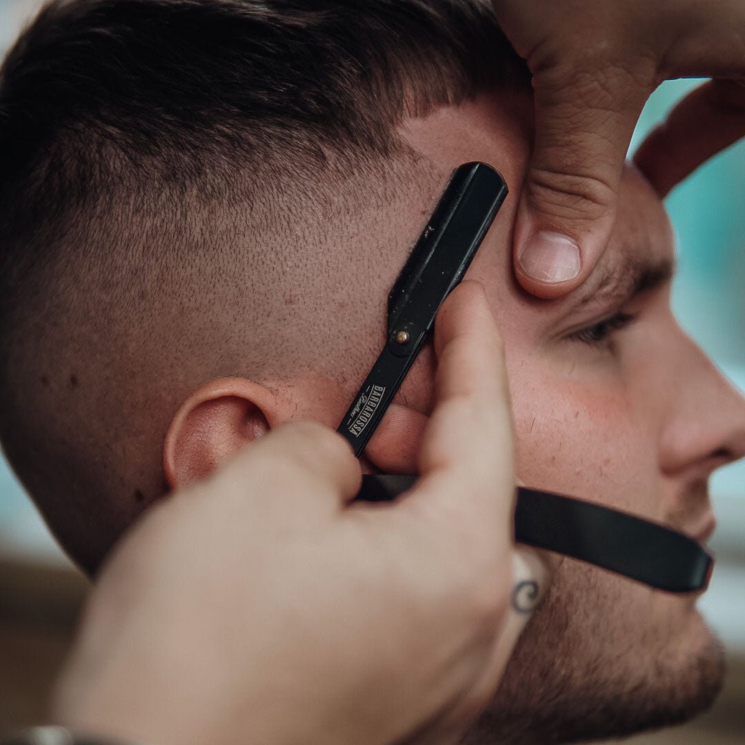 Cut Throat Razor - The Jolly Roger Black - Stainless Steel